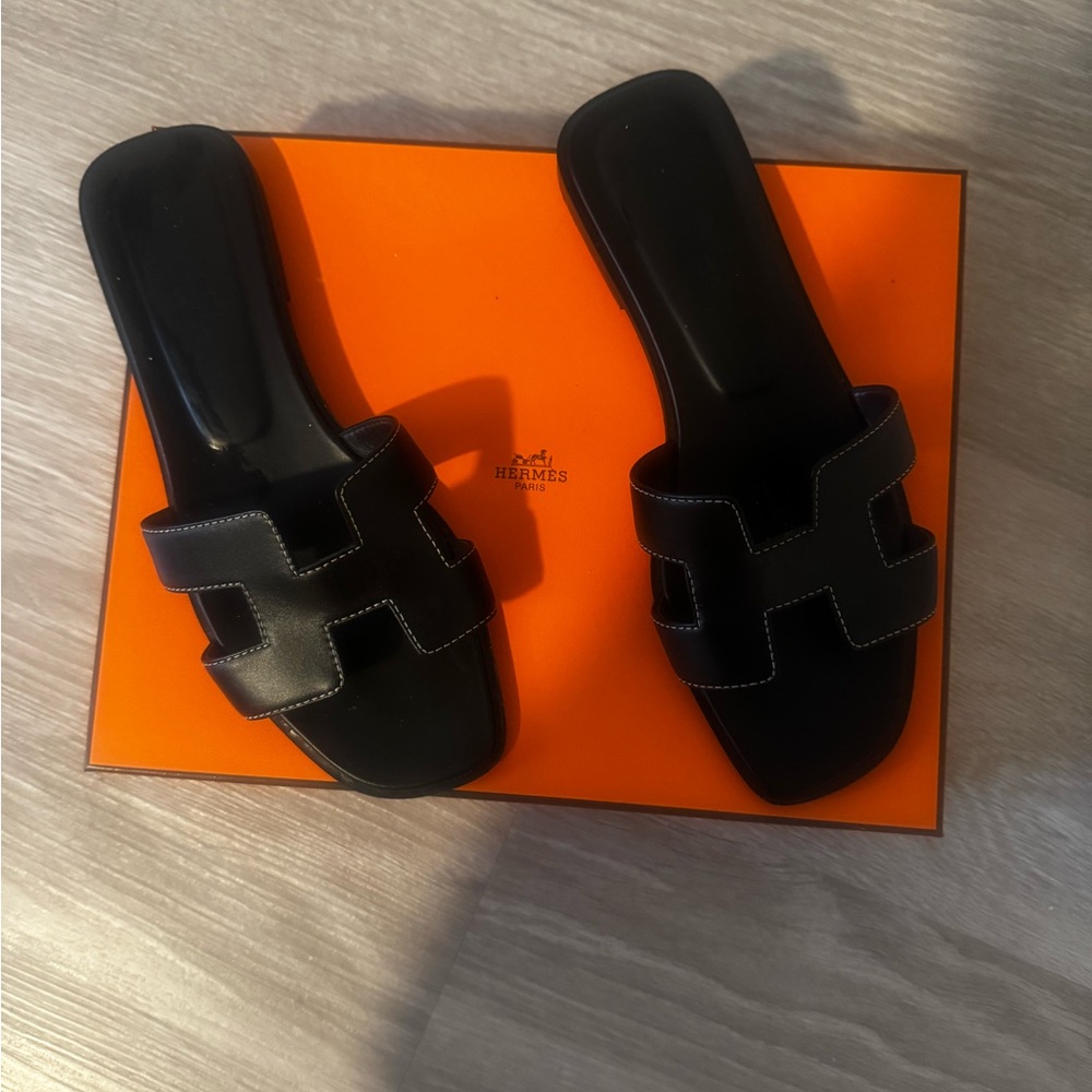 Hermes Oran Slides